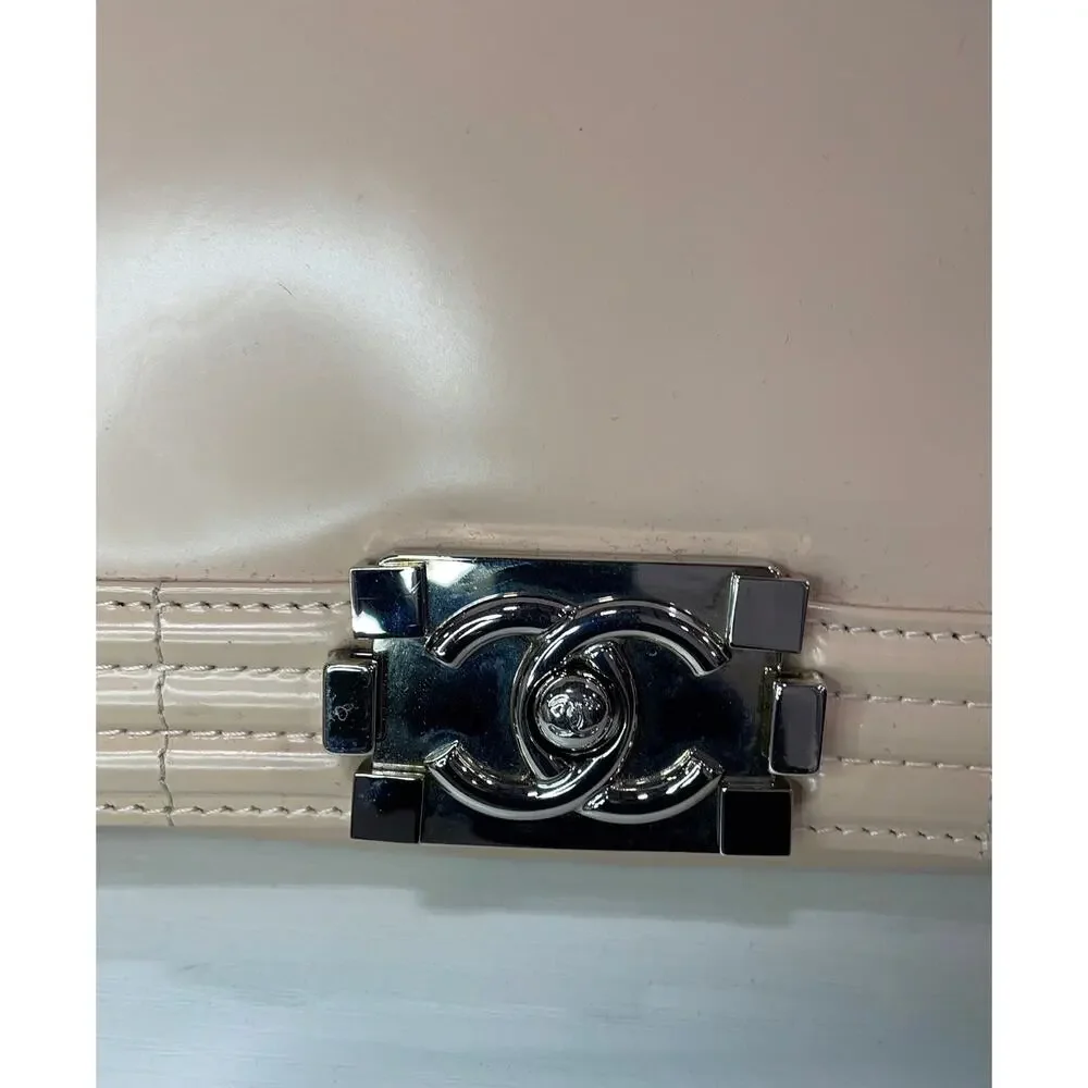 Chanel Reverso Boy Bag Pink Patent With COA And Dust bag - Picture 14 of 16